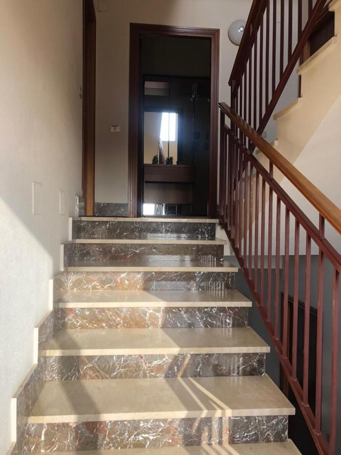 Casa Della Zia Apartment เชฟาลู ภายนอก รูปภาพ